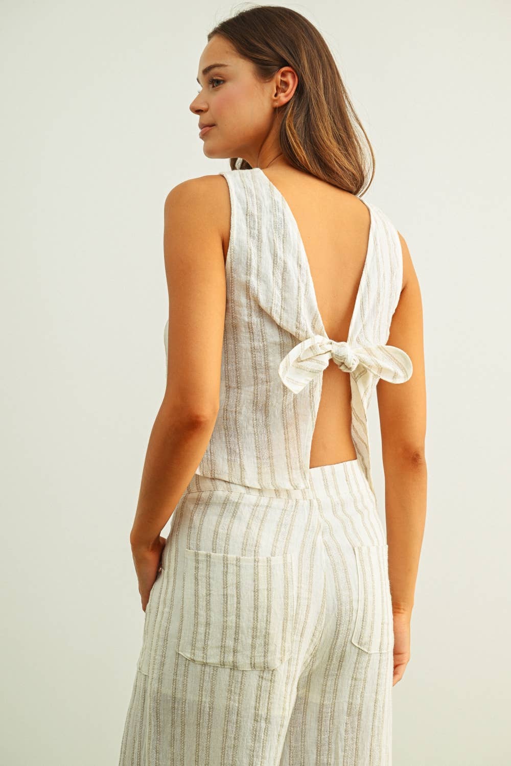 Jacquard Linen Twisted Back Top