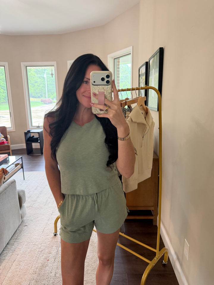 The Weekend Short Set