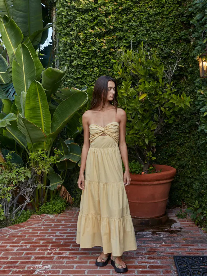 Giallo Tiered Strapless Twist Front Midi Dress