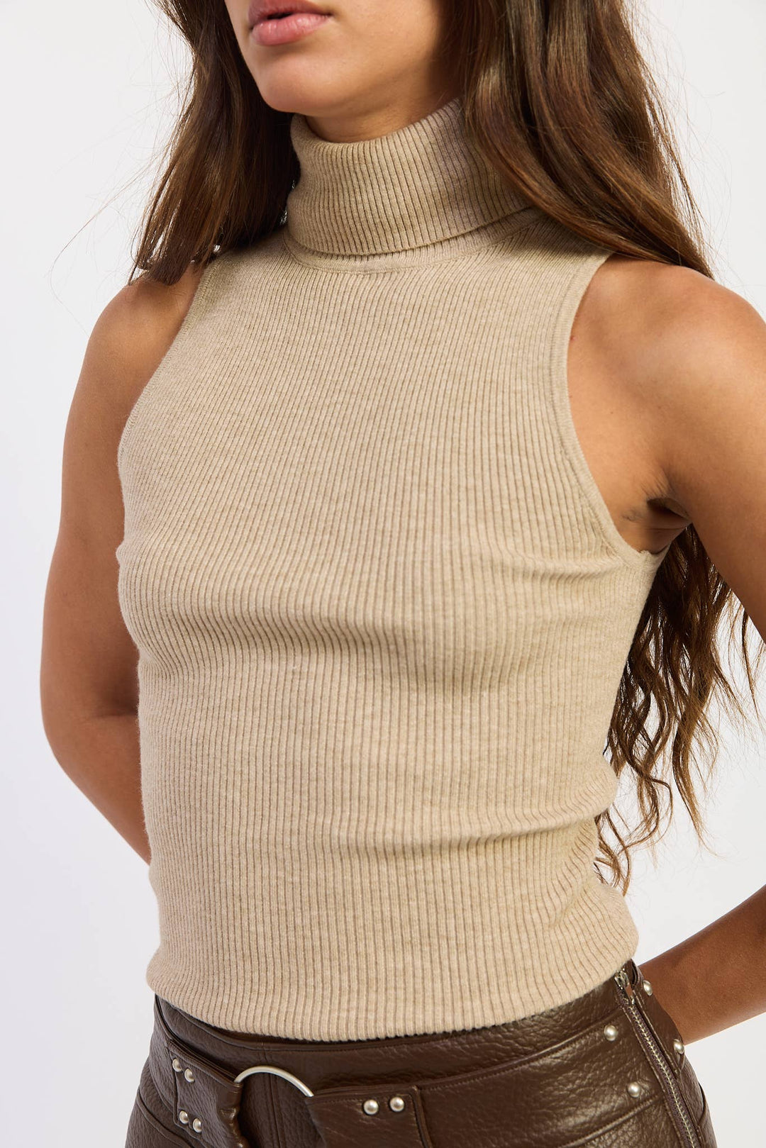 Sienna Sleeveless Turtleneck